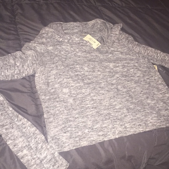 Super Comfy Cropped Hoodie - Picture 5 of 6